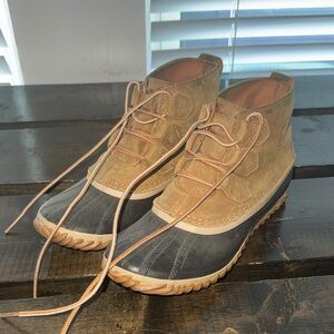 Sorel waterproof boots - size 7